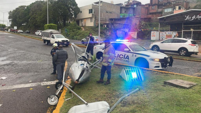 Fuerte tromba en Zitácuaro derriba avión del “Pinocho”, huertas y construcciones en Michoacán 