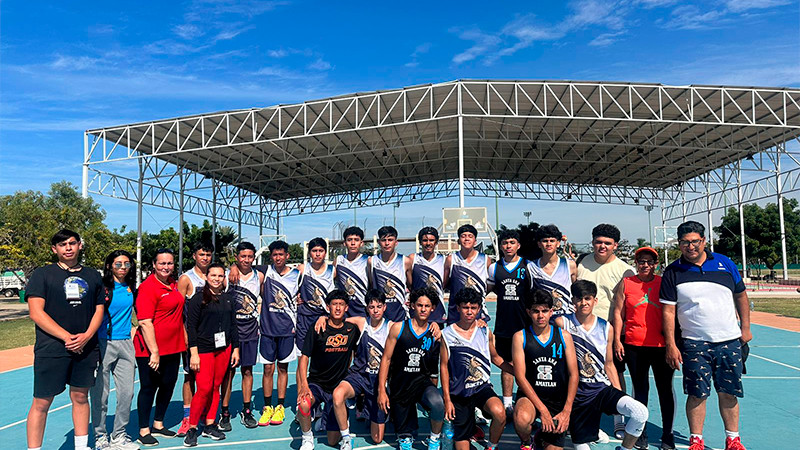 Otorga IEMSySEM primeras becas de transporte para estudiantes michoacanos  