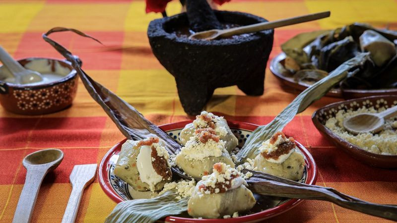 Cocineras tradicionales encenderán los fogones en Morelia, Michoacán