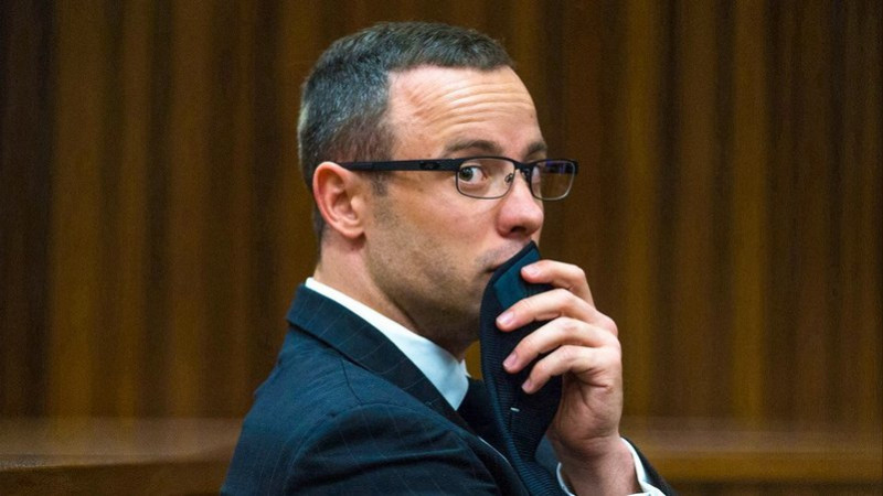 Oscar Pistorius obtiene libertad condicional diez años después de matar a su novia 
