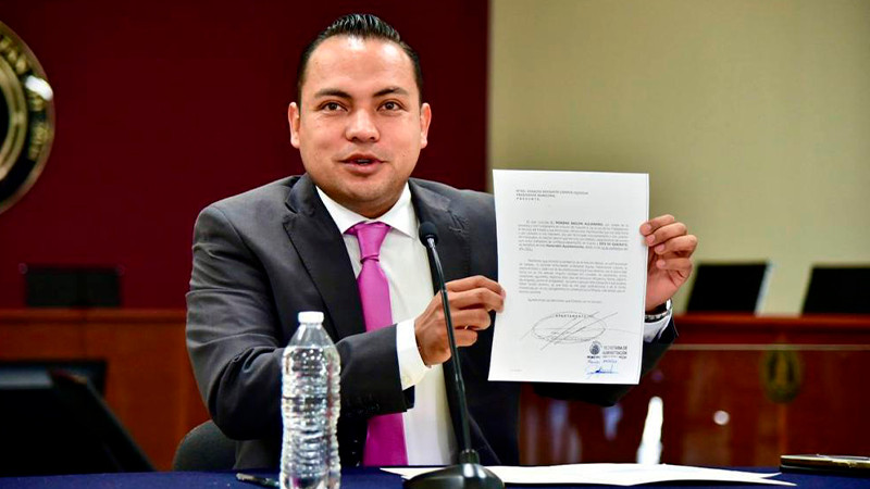 Alejandro Moreno Bailón renuncia al ayuntamiento de Uruapan 