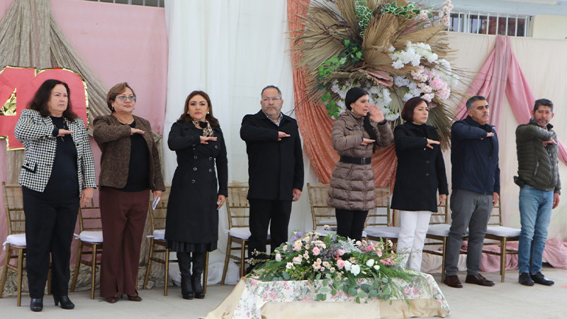 Téllez Marín, presidió el acto conmemorativo del 40 aniversario de la fundación del Jardín de Niños Villalongín