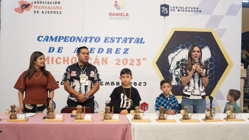 Inicia con éxito el Campeonato Estatal de Ajedrez impulsado por Daniela De Los Santos