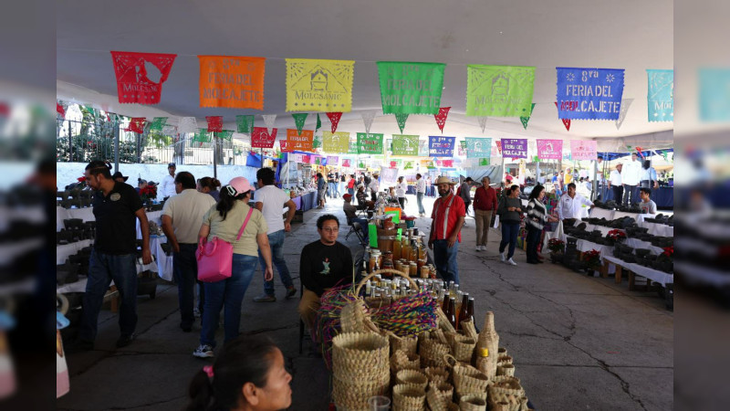 Molcajetes, artesanías y deliciosa gastronomía, en San Nicolas Obispo, Michoacán 