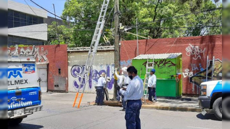 Ladrones de cable en Uruapan dejan sin telefonía e Internet a 14 colonias: FGR ya investiga 