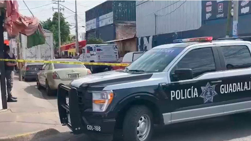 Quitan la vida a dos custodios durante atraco a camioneta de valores en Guadalajara, Jalisco 