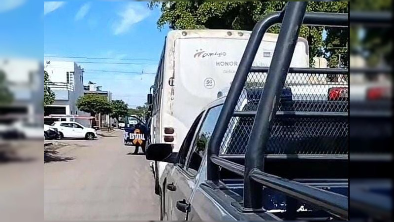 Secuestran a dos hombres en camión de pasajeros en Culiacán, Sinaloa 