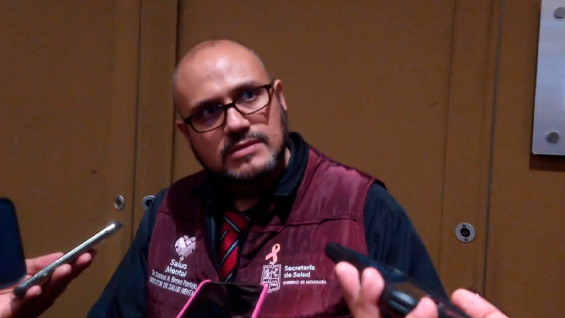 El 80% de personas que consumen sustancias lo hacen como automedicación: Carlos Bravo 
