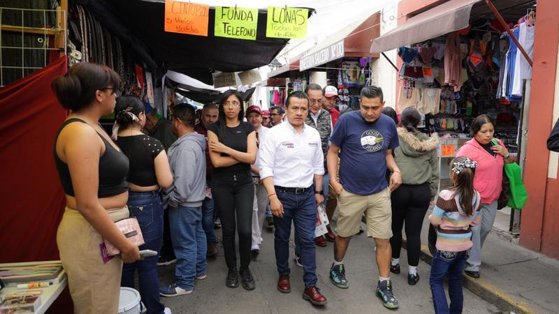 Brigadas de Torres Piña llegan al Mercado Independencia de Morelia, Michoacán 
