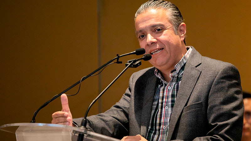 Hasta 30 municipios michoacanos con adeudos en impuestos al estado: Luis Navarro 
