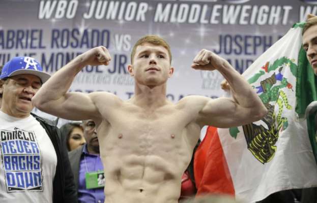 ‘Canelo’ sube desnudo a la báscula  