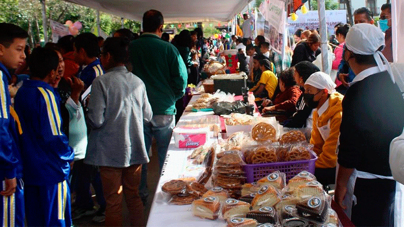 Más de 300 jóvenes con discapacidad participan en feria de emprendedores: SEE 