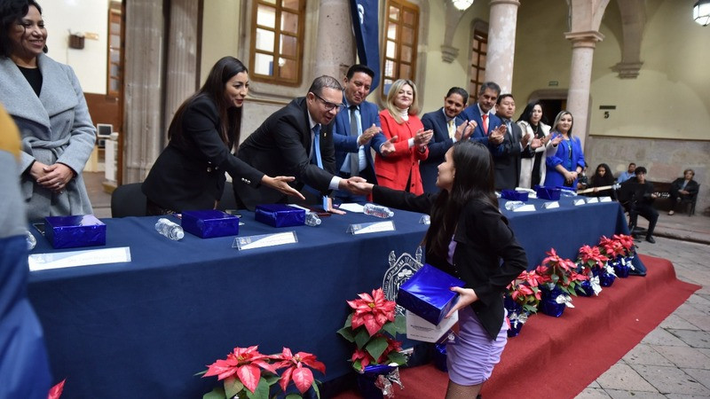 El 98 por ciento del alumnado de Licenciaturas de la UMSNH estudia en un programa acreditado por su calidad: Ramos Paz 