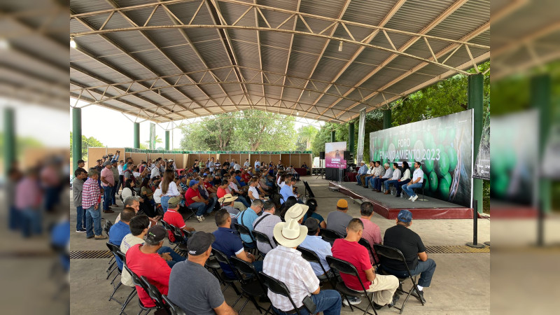 Lanzan nuevo esquema de créditos para el sector rural en Michoacán