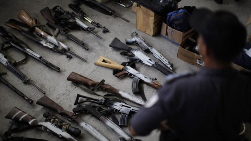Desmantelan red de tráfico de armas Europa – América: Movilizaron 43 mil armas por 240 millones de dólares 