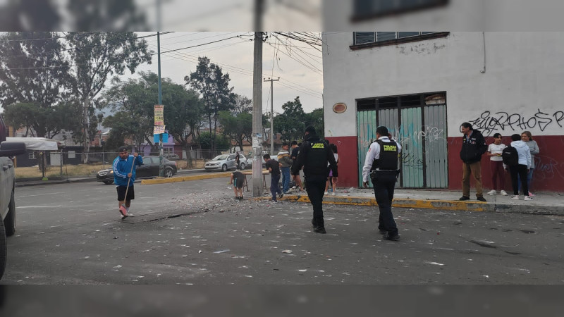Explota puesto de pirotecnia en Morelia, Michoacán; solo hubo daños materiales 