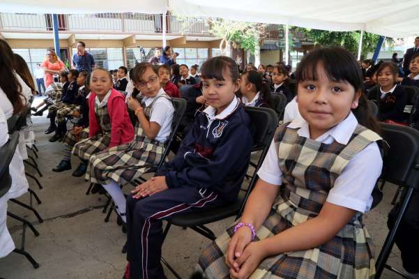 Silvano Aureoles cumple con la mejora de la calidad en escuelas de nivel básico: SEE 