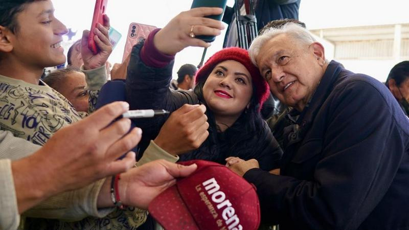 AMLO presume aumentos en programas sociales en Atlacomulco, histórico bastión priista 