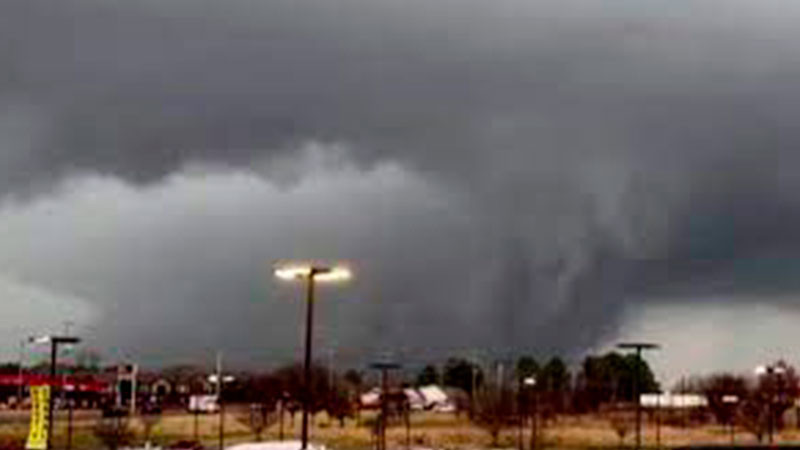 Tornado en Tennessee deja seis muertos y 23 heridos  