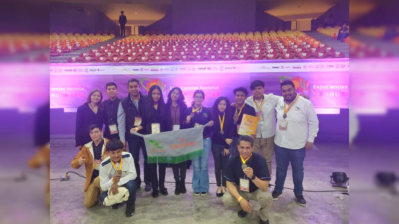 En 2024 estudiantes del Cecytem competirán en 3 torneos internacionales de ciencias 