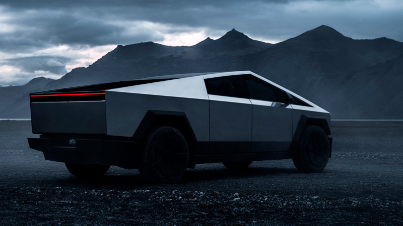 Por fallas en sistema de conducción asistida, Tesla retira 2 millones de unidades en EEUU 