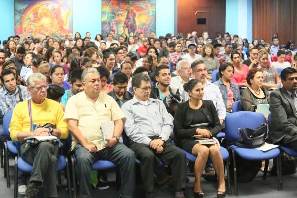 Abierta la convocatoria de Becas-Comisión en Michoacán, para profesionales de la educación 