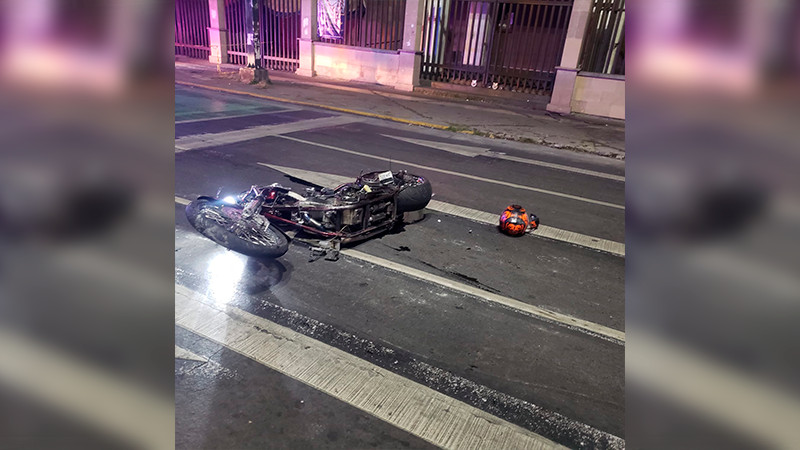 Muere motociclista al accidentarse en Morelia, Michoacán  