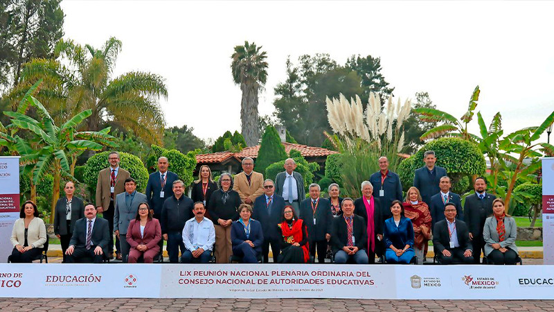 Michoacán reporta avances educativos en reunión nacional 
