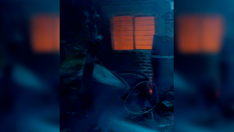 Balean y queman domicilio en Apatzingán, Michoacán  