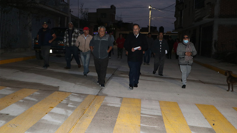 Edil de CD. Hidalgo inauguró la pavimentación hidráulica de la Calle Diana Cazadora de la colonia Las Fuentes