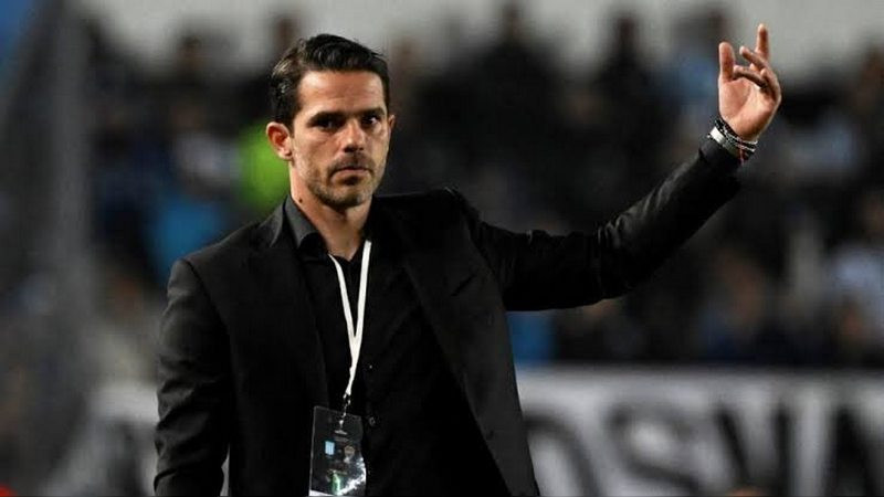 Fernando Gago revela que será el próximo entrenador de las Chivas; ya viaja a México 