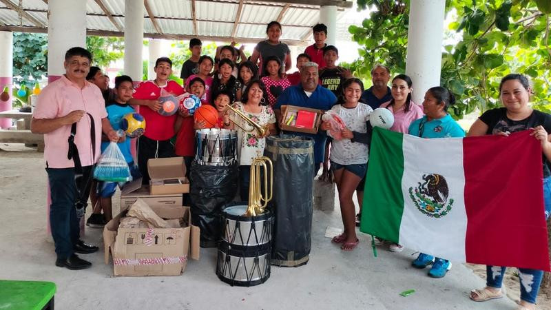 Mejora Secretaría de Educación de Michoacán condiciones para estudiantes de comunidades de la Costa 