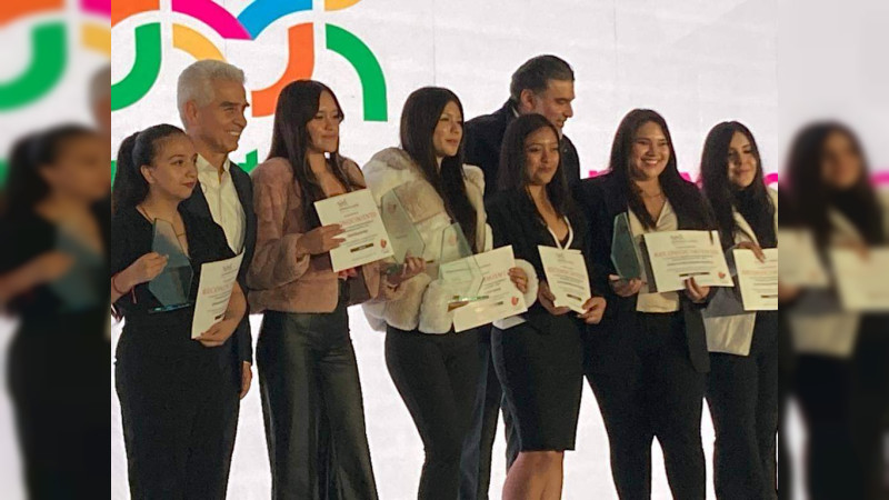 Estudiantes del Cecytem Capula emprenderán su galería de arte