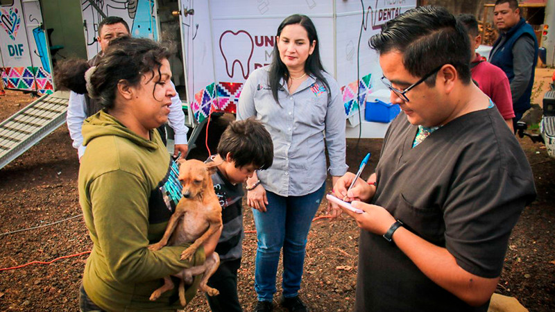 Caravanas Integrales de la Salud del DIF Uruapan llegaron a 12 mil beneficiarios  