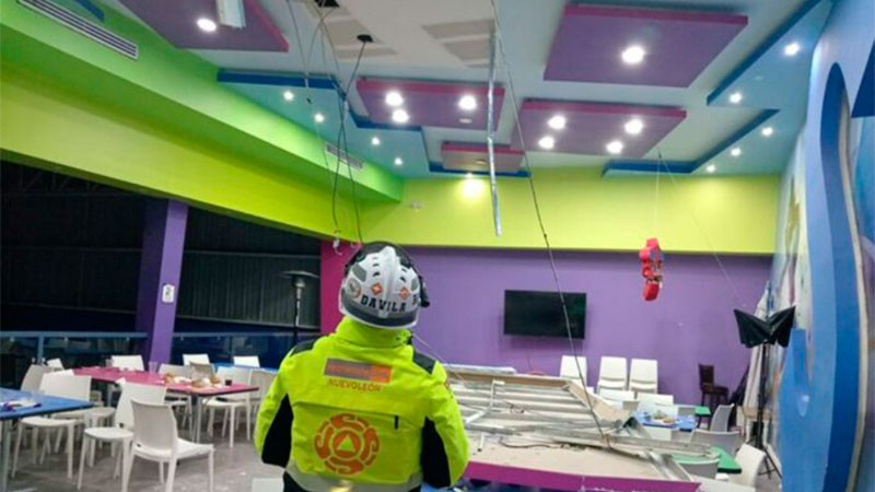 Colapsa techo de salón infantil y deja 5 lesionados en Monterrey, Nuevo León 