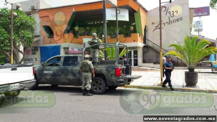 Asaltan sucursal de Banjército en Lázaro Cárdenas, Michoacán - Foto 1 