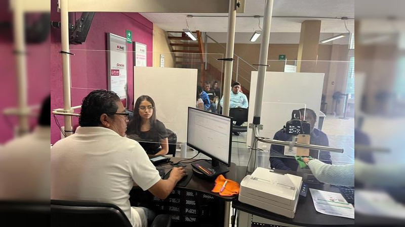 Llama INE a concluir trámites para obtener credencial para votar en Querétaro  