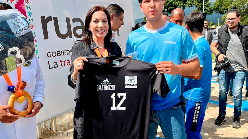 Michoacán revirtió tendencia en instituciones educativas: IEMSySEM