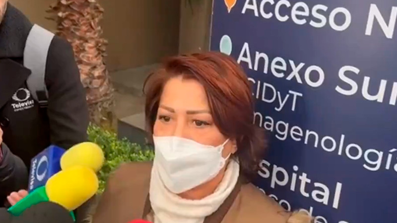 Alejandra Guzmán, detalló que Silvia Pinal tiene influenza pero mejora "increíblemente bien"  