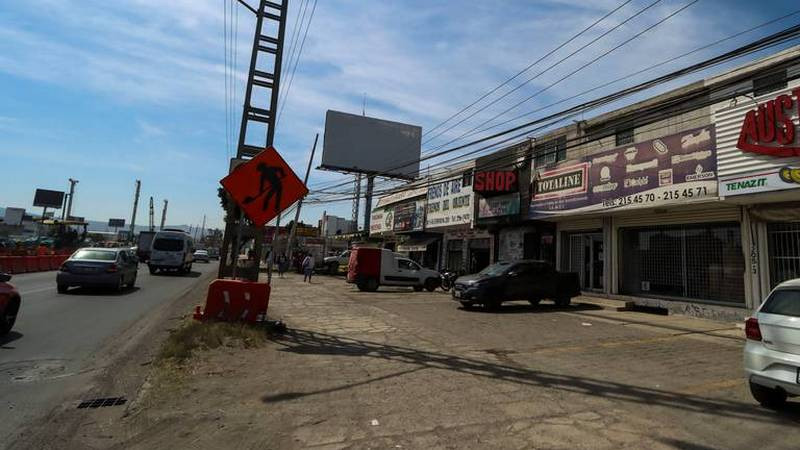 Proponen descuentos a afectados por obras en 5 de febrero en Querétaro 