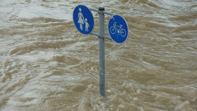 Primer temporal del año provoca 2 muertos y múltiples inundaciones, en Europa 