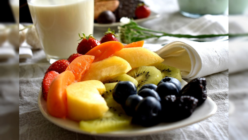 Con atención nutricional gratuita, invita SSM a iniciar el año