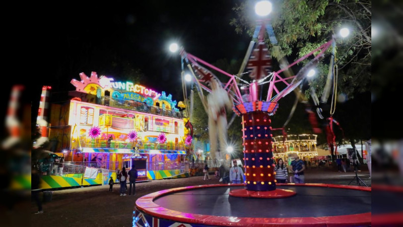 La rueda de la fortuna más alta en México te espera en la Villa Navideña