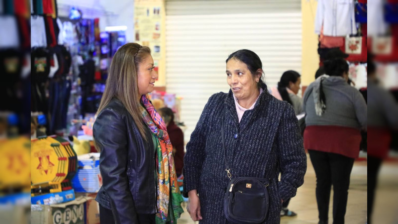 Invitan a Reyes Magos a consumir en mercados municipales de Uruapan 