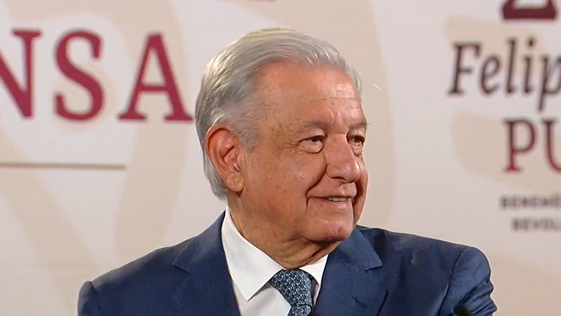 Celebra AMLO que Lenia Batres se defina como "ministra del pueblo" 