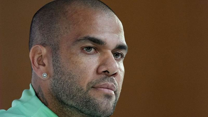 Víctima en el caso Dani Alves denuncia difusión de video que revela su identidad 