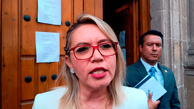 Rectora de la UMSNH denuncia ser víctima de violencia de género, por publicaciones en redes 