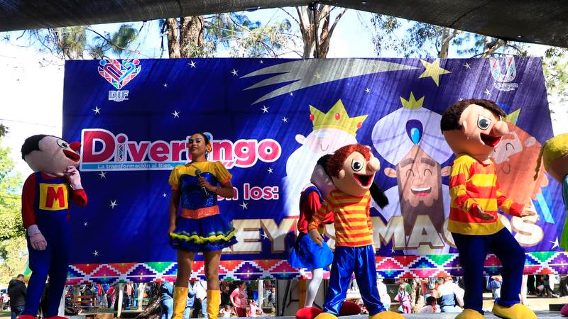 Reyes Magos festejan a más de 6 mil niños en el ‘Divertingo’ en Uruapan