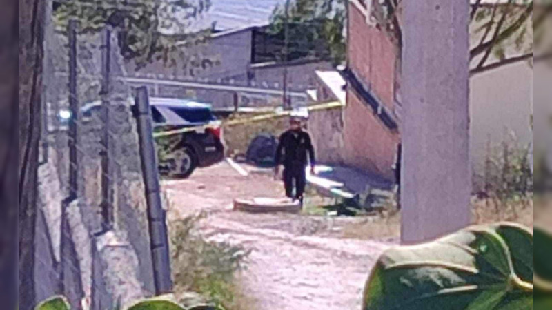 Localizan restos humanos en hieleras en Mompani, Querétaro 
