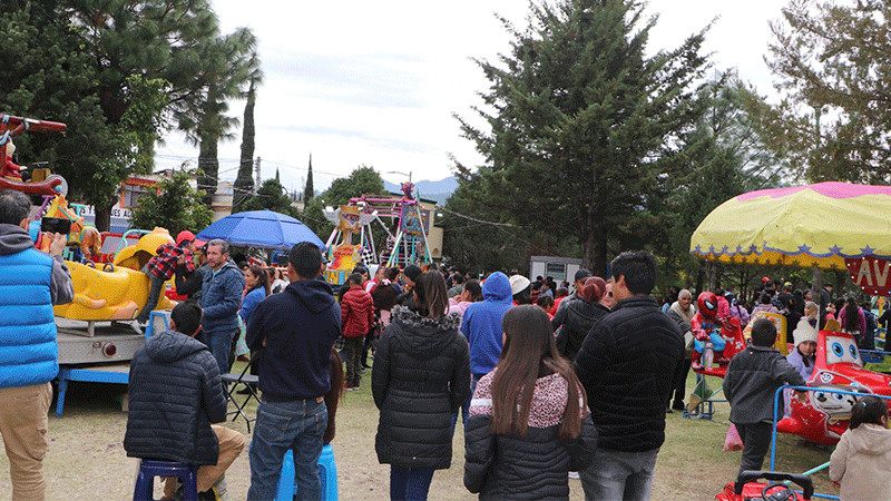 Autoridades de Ciudad Hidalgo festejaron el Día de los Reyes Magos con los niños y niñas del municipio 